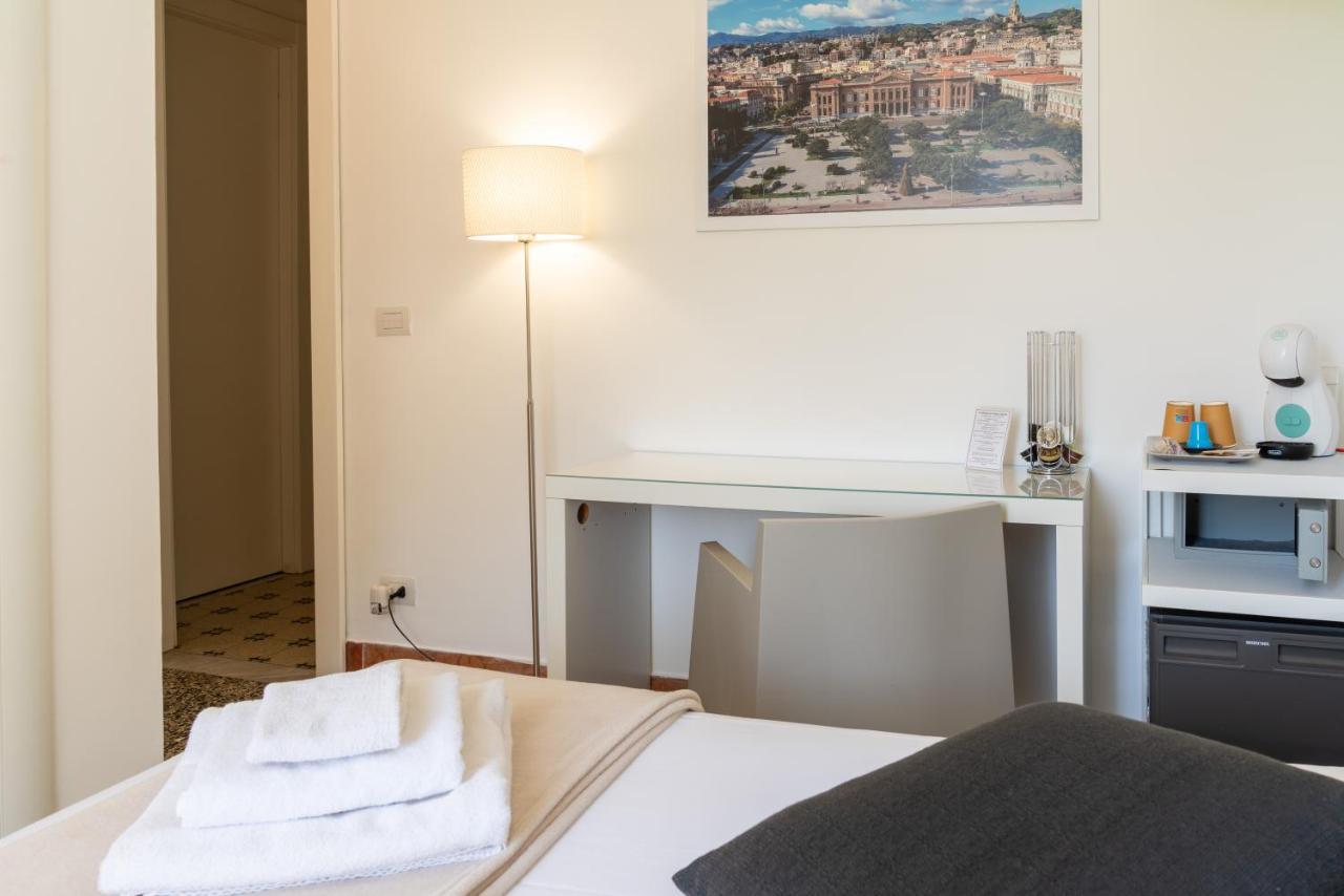 Hotel Le Stanze di Piazza Cairoli Messina Esterno foto