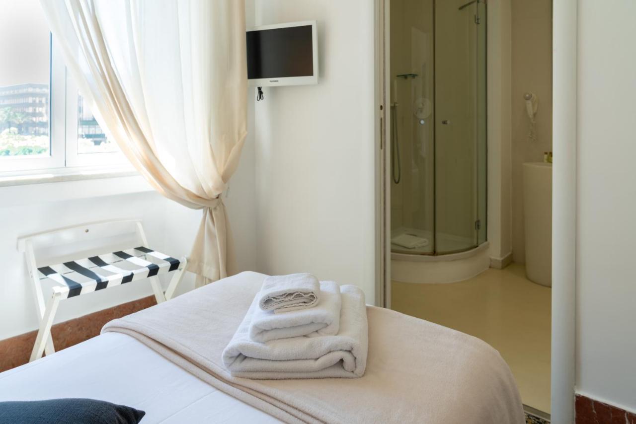 Hotel Le Stanze di Piazza Cairoli Messina Esterno foto