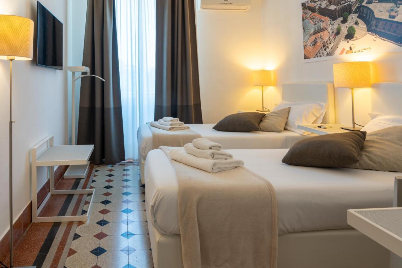 Hotel Le Stanze di Piazza Cairoli Messina Esterno foto